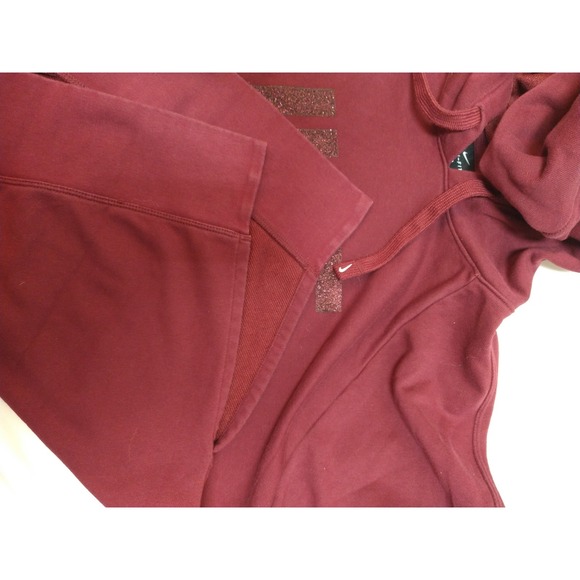 NIKE PULLOVER HOODIE, MAROON, SIZE XL, LONG SLEEVE, DRI FIT, EASY CARE - Picture 3 of 11
